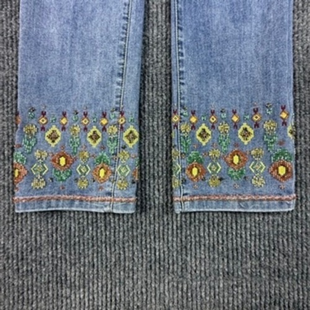 Tribal Jeans Womens Size 4 Medium Wash Beaded Embroidered Pull On Denim 5462A - Picture 3 of 14